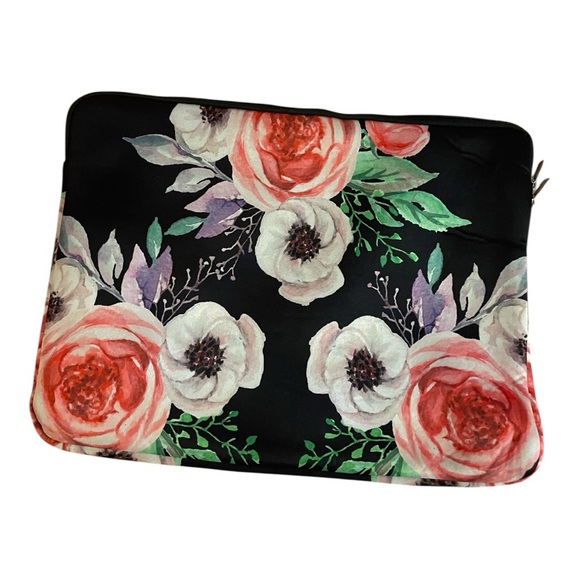 Other - Floral Laptop Sleeve